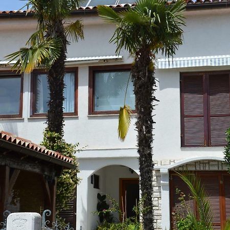 Hous Mira Apartment Porec Exterior photo