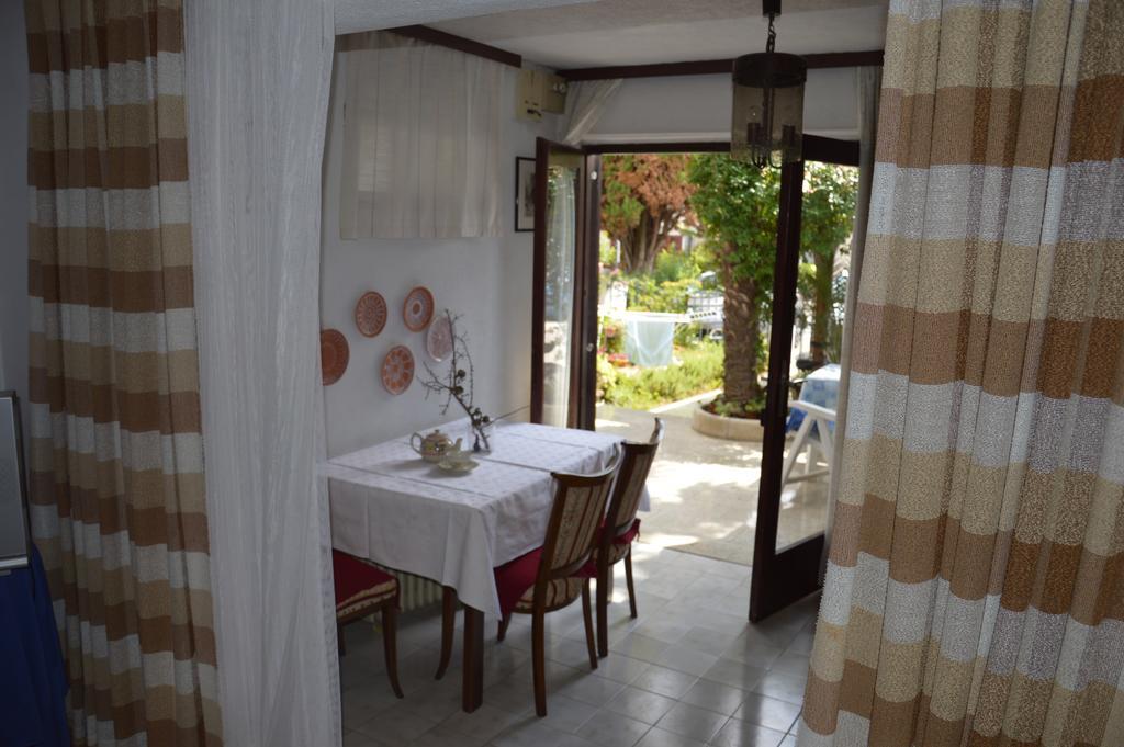 Hous Mira Apartment Porec Room photo