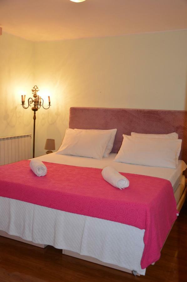 Hous Mira Apartment Porec Exterior photo